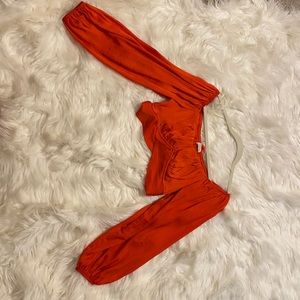 Cropped long sleeve top